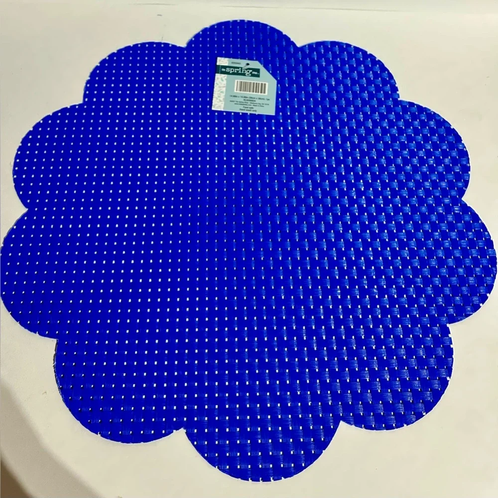 Blue Flower Scallop 14.88”Placemats Plastic Weave Spring Shop Set 4 NEW Summer